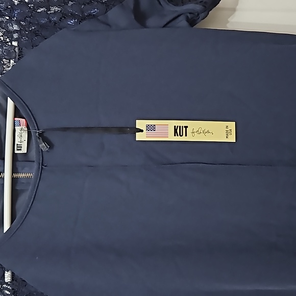 Kut From Cloth Navy with lace on shoulders and sleeves. - Picture 6 of 6